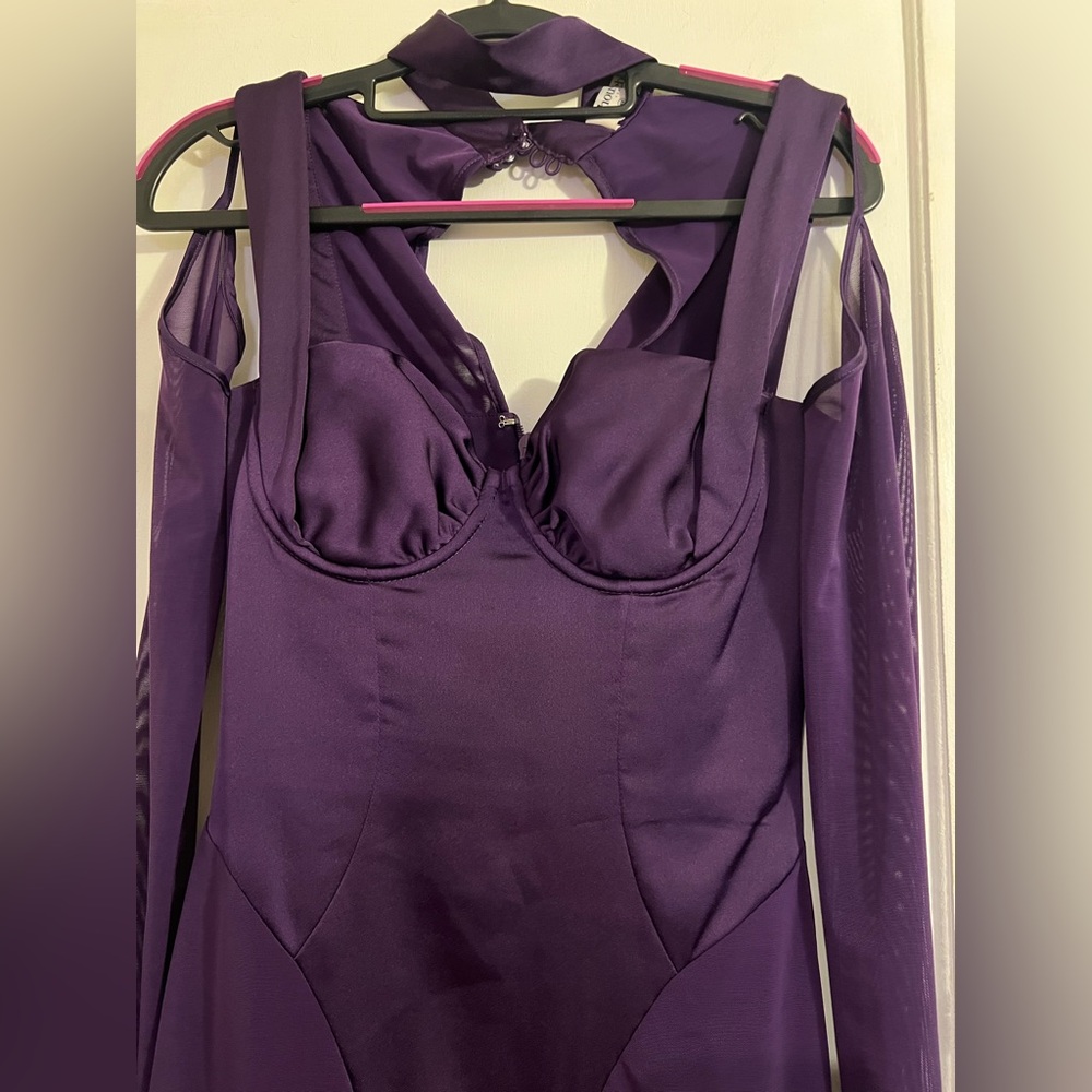 Talika grape corset Bodycon Dress with Gloves - Picture 2 of 5